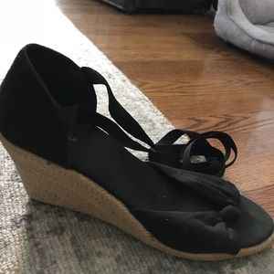 Selling due to surgery & no longer can wear heels.